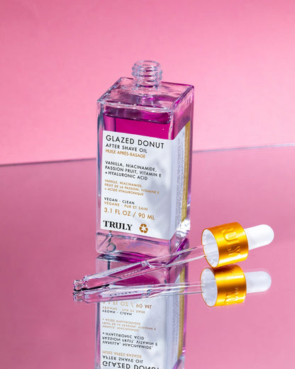 Truly Glazed – After Shave Glazed Donut, sin irritación ni vellos encarnados.